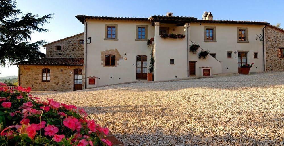 Отель Relais Borgo Torale Пассиньяно-суль-Тразимено Экстерьер фото